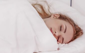 14 rzeczy, które należy zrobić przed pójściem do łóżka, aby lepiej spać